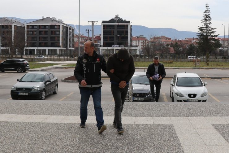 Bolu’da esrar ile yakalanan hemşire tutuklandı