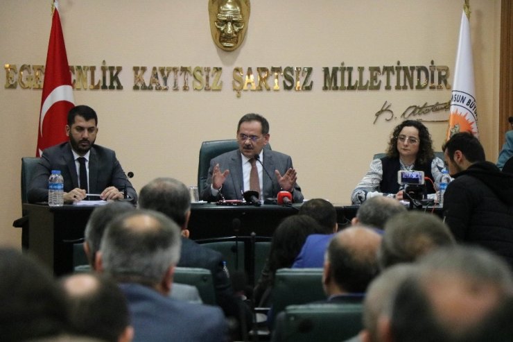 Başkan Demir’den içme suyu ve logo açıklaması