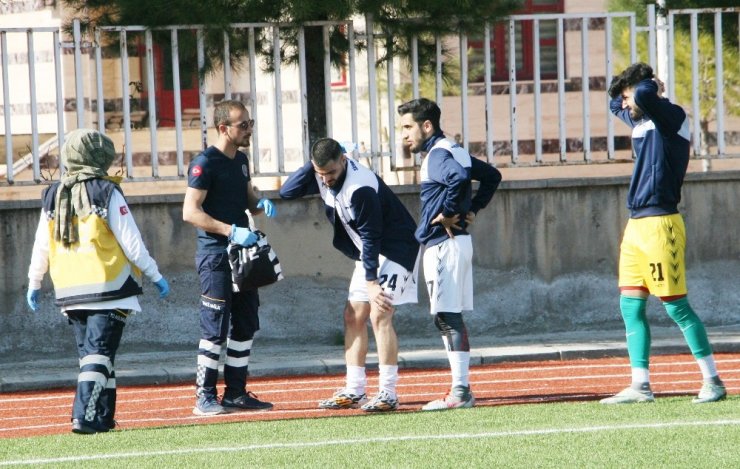 Silvan Aslanspor, Öğretmenler Ayspor ile 0 - 0 berabere kaldı