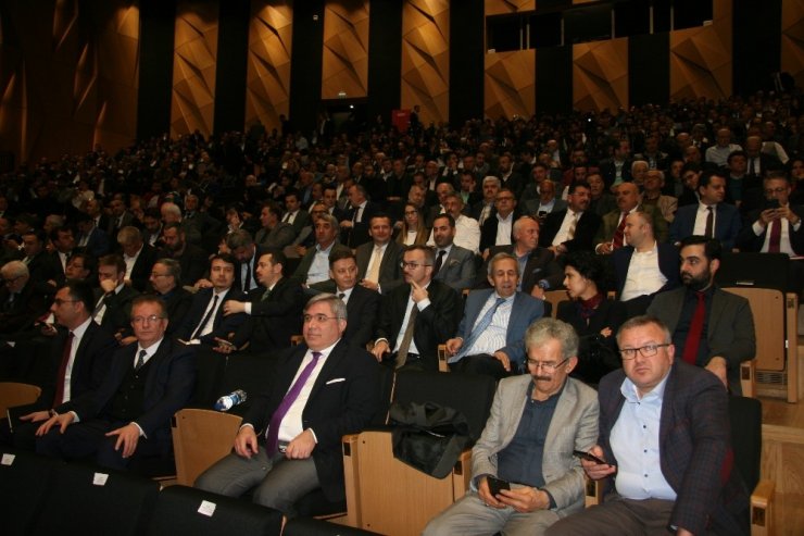 Bakan Albayrak: “2020’yi hedeflerinde ötesinde inşallah başarılı bir yıl olarak devreye alacağız”