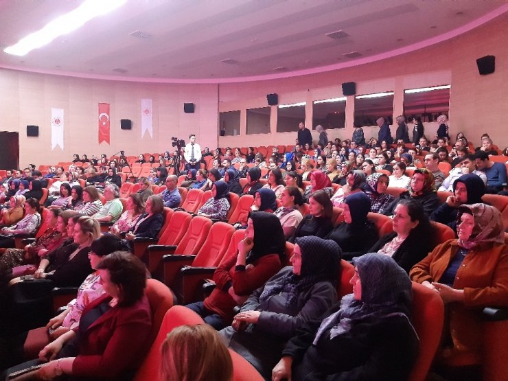 Adliyede 8 Mart etkinliği