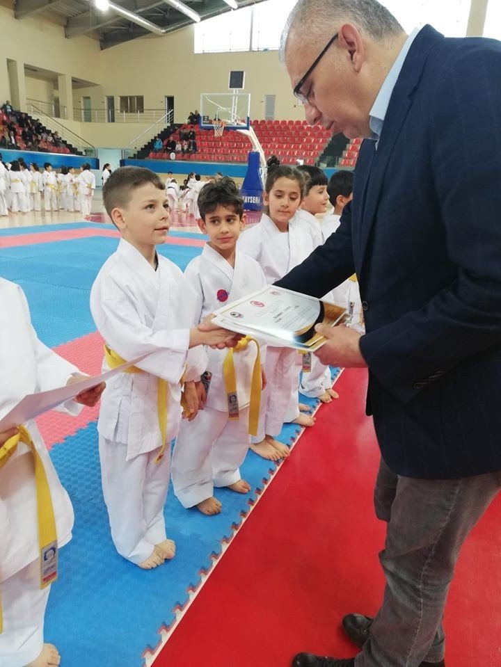 Karate de Kuşak heyecanı