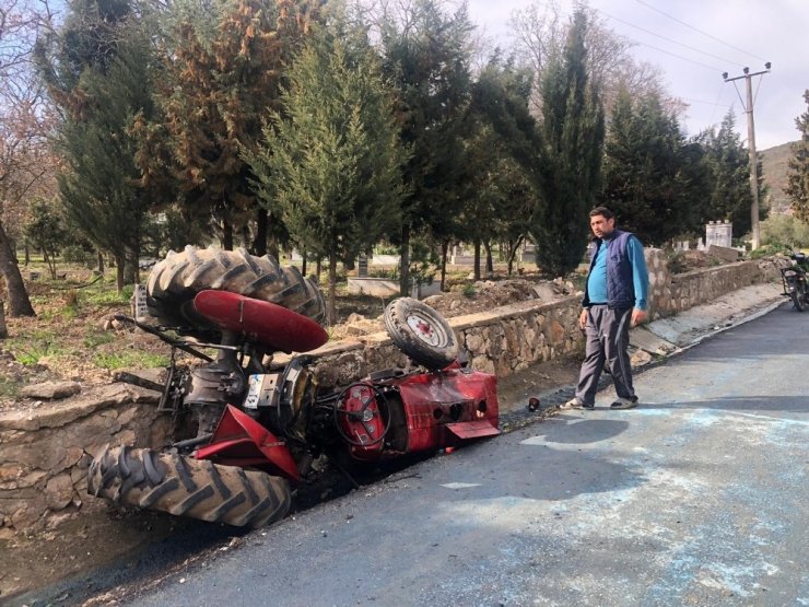Traktör takla attı, yaşlı sürücü yaralandı