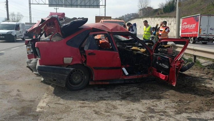 D-100 karayolunda trafik kazası: 1’i ağır toplam 3 yaralı