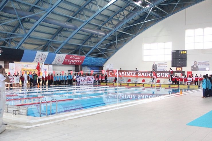 Sinop’ta Anadolu Yıldızlar Ligi Yüzme Grup Müsabakaları yapıldı