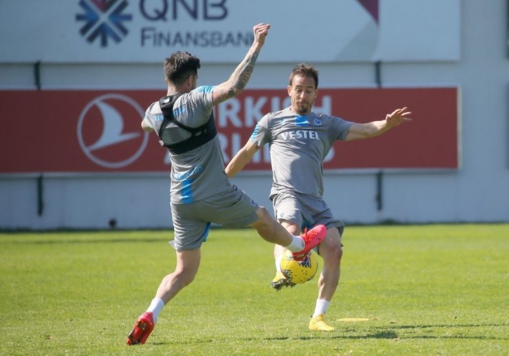 Trabzonspor’da Pereira ve Hosseini takımla çalıştı