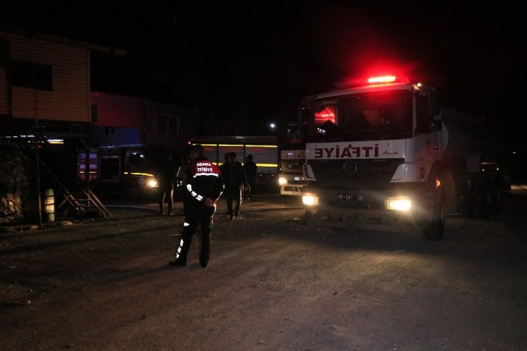 Adana’da geri dönüşüm tesisinde yangın