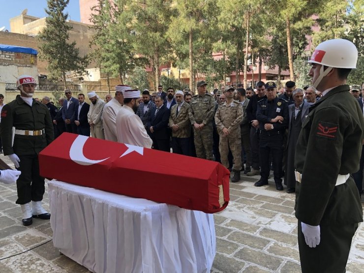 Kızıltepeli asker son yolculuğuna uğurlandı