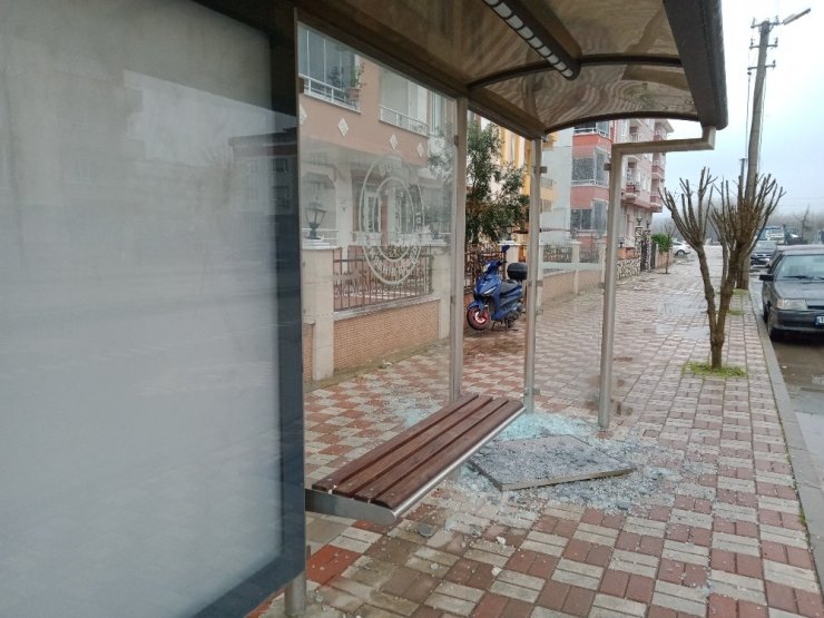 Bursa’daki durağı bu hale getirdiler