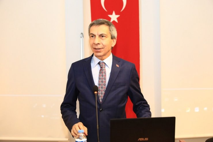 Hayallerin peşinden koşmak isteyen gençlere destek ve hibe fırsatları
