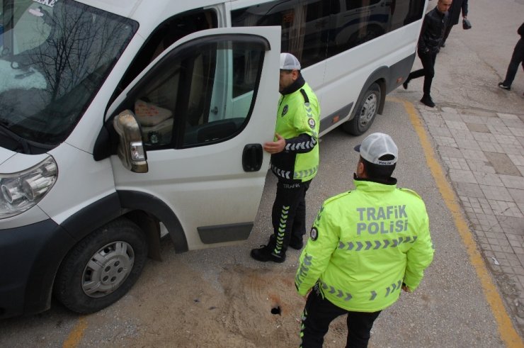 Servis şoförü, ikinci kez alkollü yakalandı