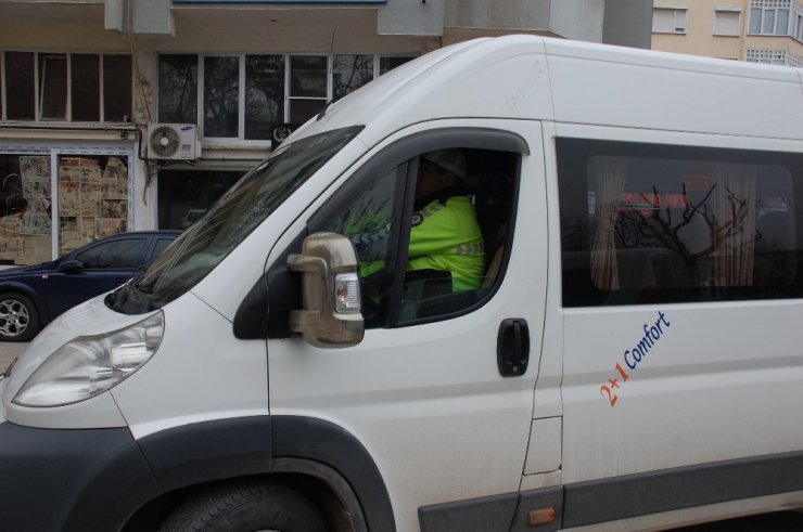 Servis şoförü, ikinci kez alkollü yakalandı