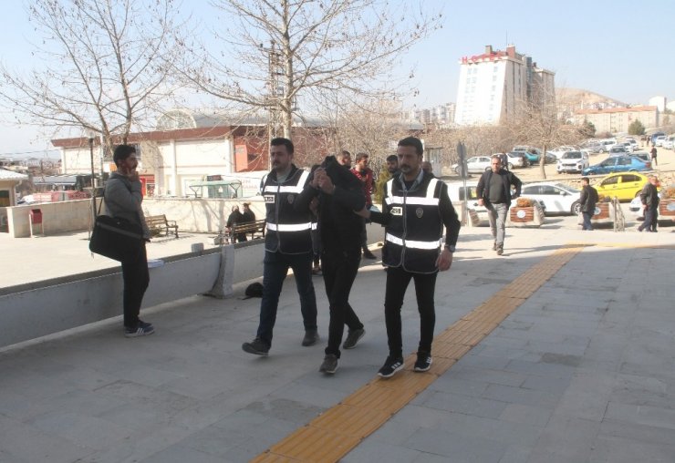 13 suç kaydı olan hırsızlık şüphelisi yakalandı