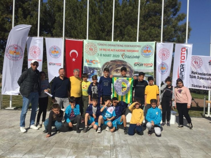 Erdemli Belediye Spor sporcusu, oryantiringde Türkiye ikincisi oldu