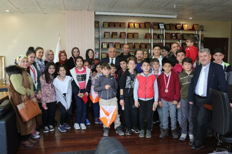 Erdemli Belediye Spor sporcusu, oryantiringde Türkiye ikincisi oldu