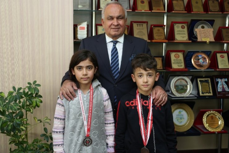 Erdemli Belediye Spor sporcusu, oryantiringde Türkiye ikincisi oldu