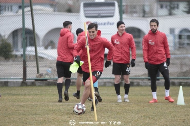 Eskişehirspor kritik Osmanlı maçının hazırlıklarını sürdürdü