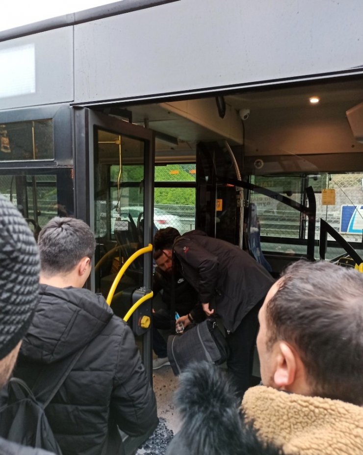 Haliç köprüsünde metrobüs kazası