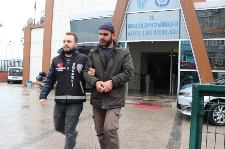 Fabrikadan 130 bin TL’lik oto lastiği çalan 3 hırsız yakalandı