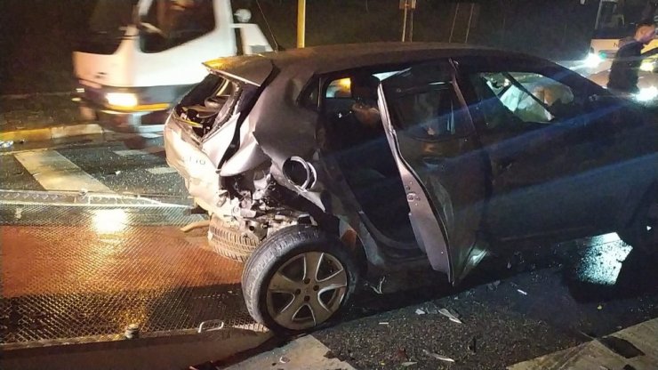 Trafik magandası ortalığı savaş alanına çevirip kaçtı: 4 yaralı