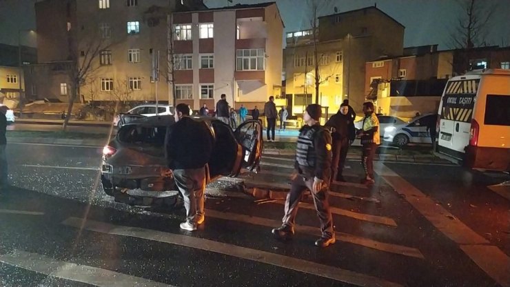 Trafik magandası ortalığı savaş alanına çevirip kaçtı: 4 yaralı