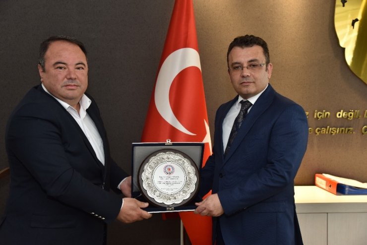 Manisa Büyükşehir Belediyesinde toplu sözleşme sevinci