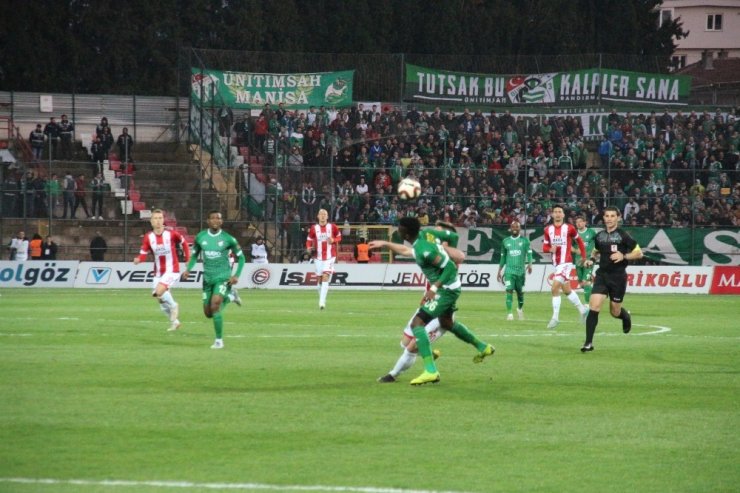 TFF 1. Lig: EH.Balıkesirspor: 0 -Bursaspor: 2 (İlk yarı sonucu)