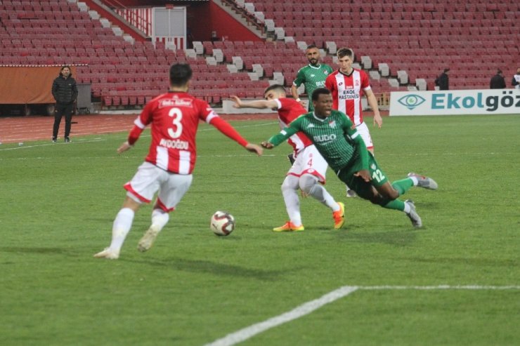 TFF 1. Lig: EH.Balıkesirspor: 1 - Bursaspor: 3