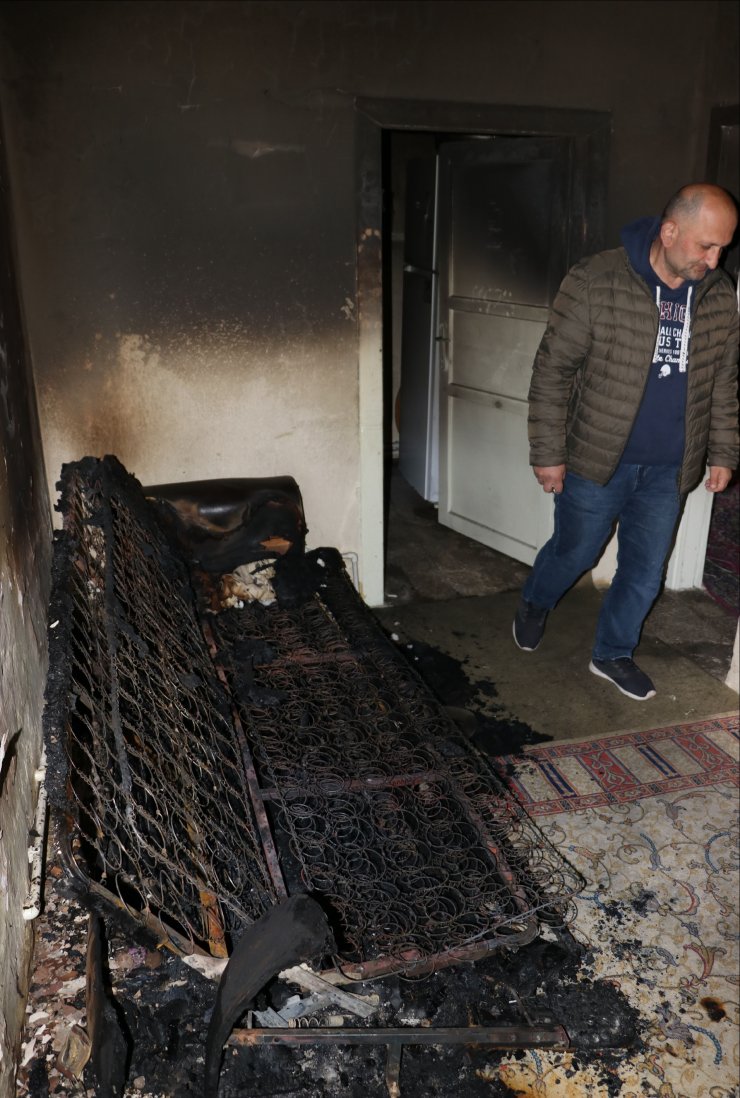 Zonguldak'ta evde çıkan yangında yaşlı çift hayatını kaybetti