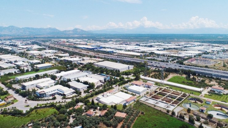 Antalya OSB, elektriğini çatılarından üretecek