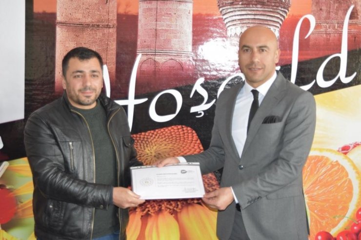 Bitlis’teki spor kulüplerine teşekkür belgesi