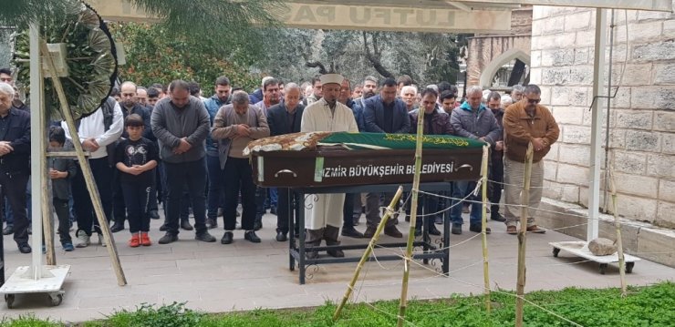 Eski eşi tarafından öldürülen kadın toprağa verildi