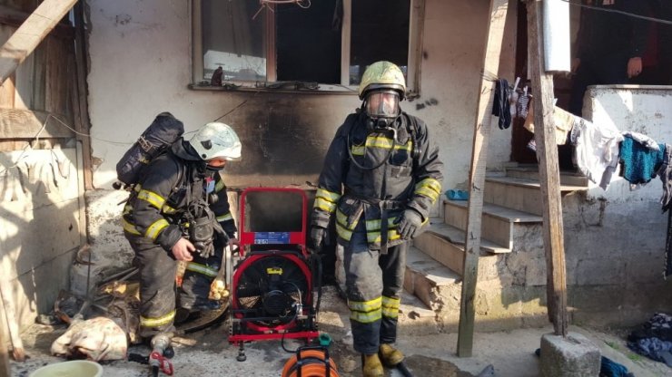 Piknik oyunu oynayan çocuklar ölümden döndü