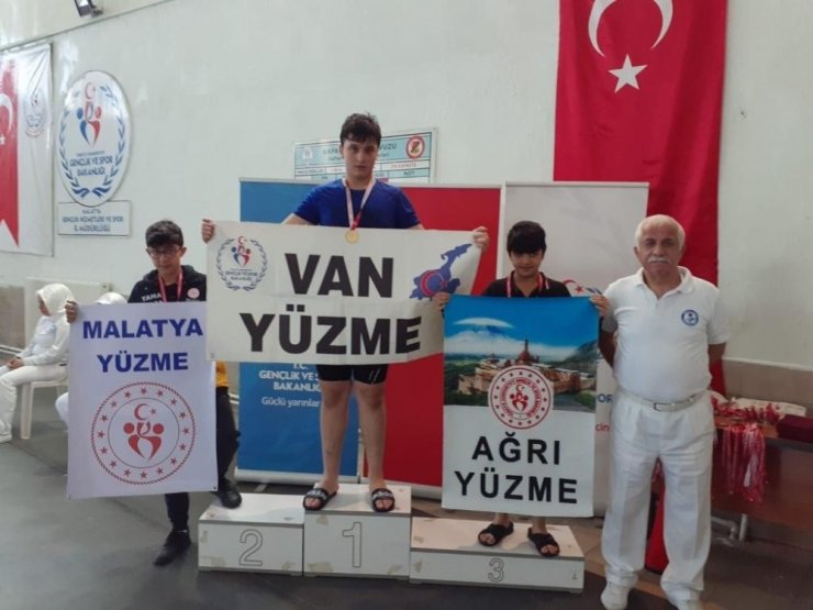 Vanlı sporcular 93 madalya kazandı
