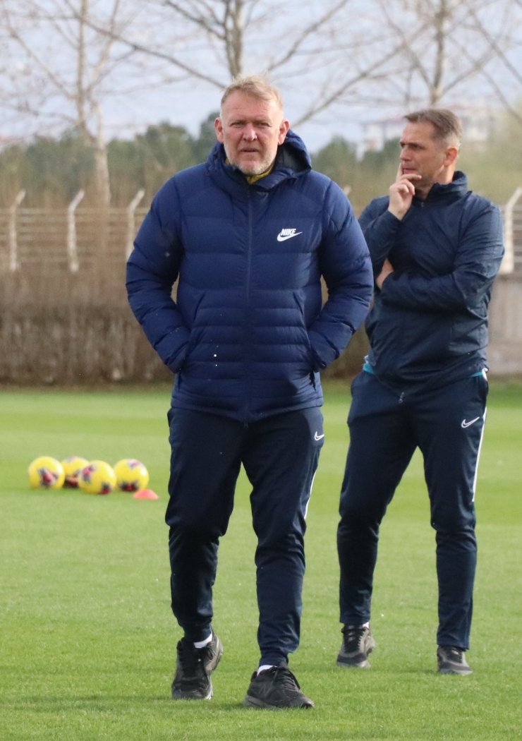 Kayserispor Teknik Direktörü Prosinecki umutlu konuştu: