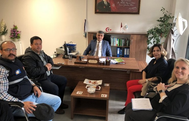 Ödül kazanan projeyi görüştüler