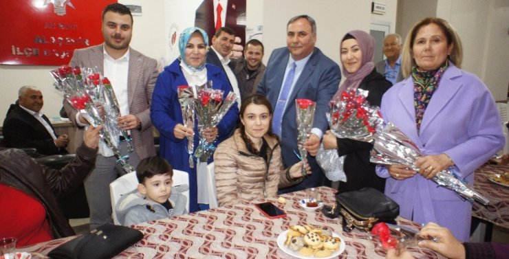 Alaşehir AK Parti’de birlik beraberlik vurgusu
