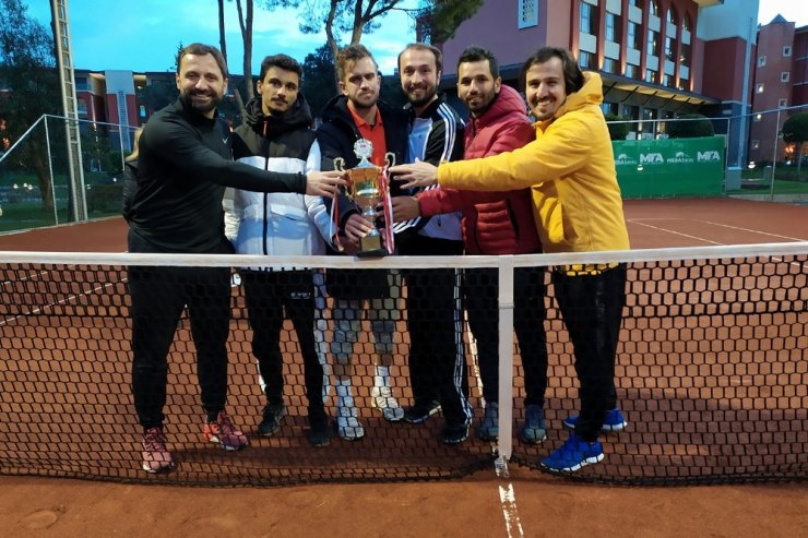 PAÜ’lü sporcular şampiyonalardaki başarıları ile gururlandırdı