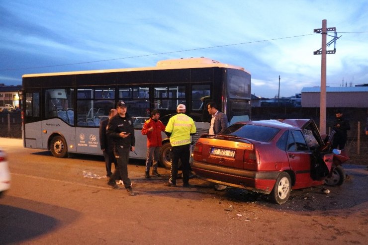 Otomobil hurdaya döndü : 1 yaralı