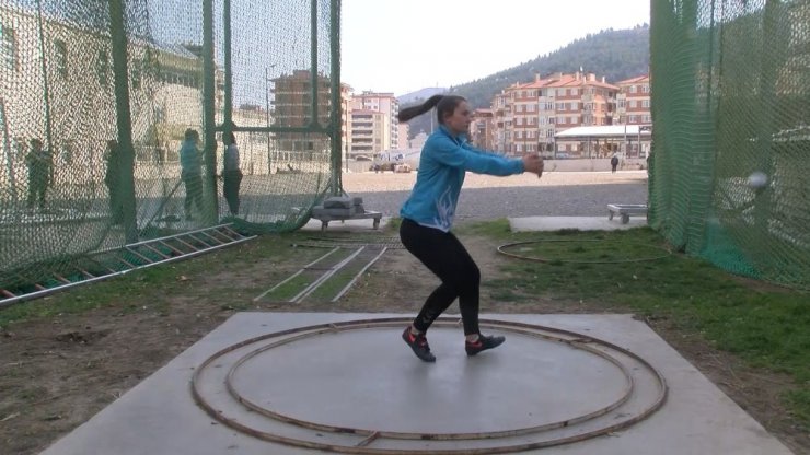 Kardeşlerin rekabeti iki şampiyonluk getirdi