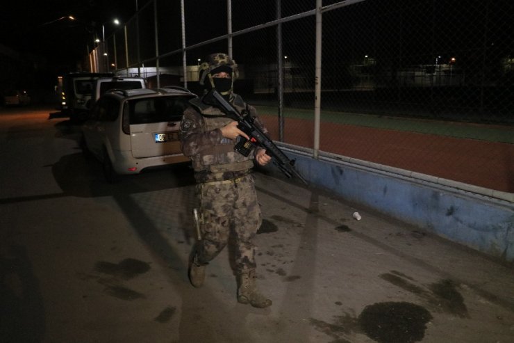 Adana’da terör örgütü DEAŞ ve El Kaide operasyonu