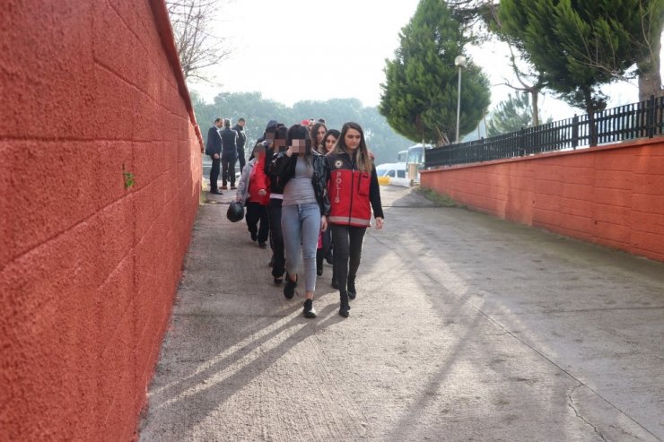 Balıkesir’de fuhuş ve uyuşturucu operasyonu