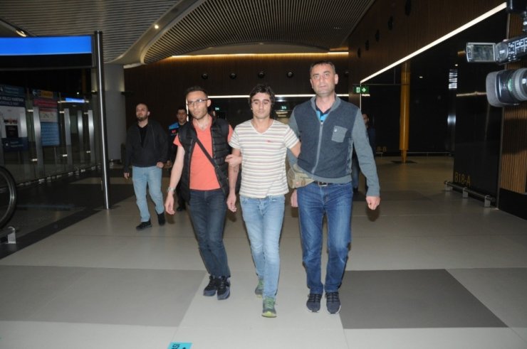Türk Kaptanın katili yurda getirildi