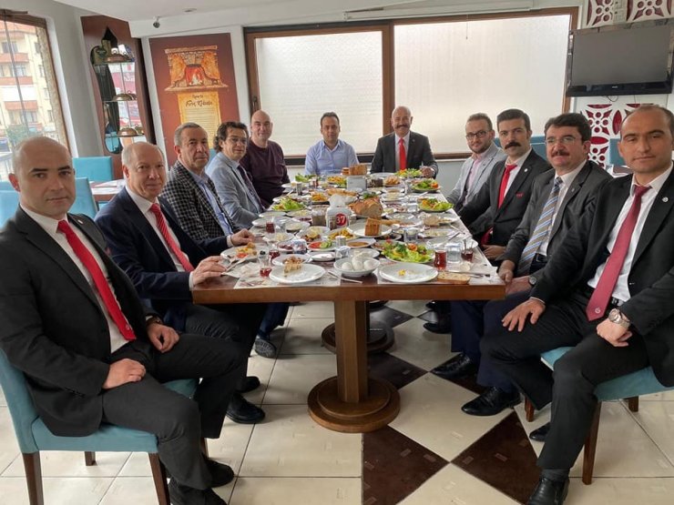 Asbaşkan Göksu’dan Isparta Belediyesi’ne teşekkür plaketi