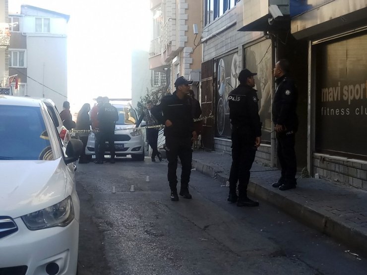 "Yanımdaki kadına baktın" dedi silahını çıkarıp vurdu
