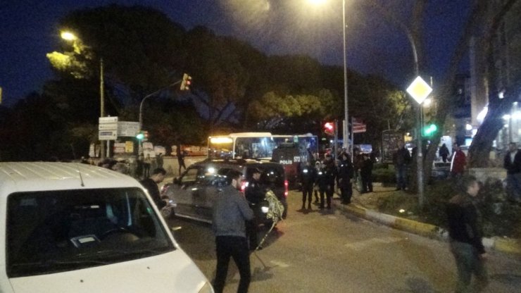 Maltepe’de silahlı, bıçaklı kavga: 6 yaralı