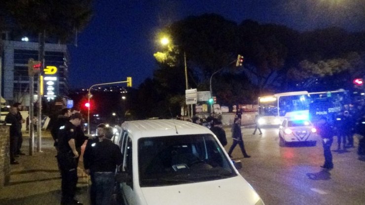 Maltepe’de silahlı, bıçaklı kavga: 6 yaralı