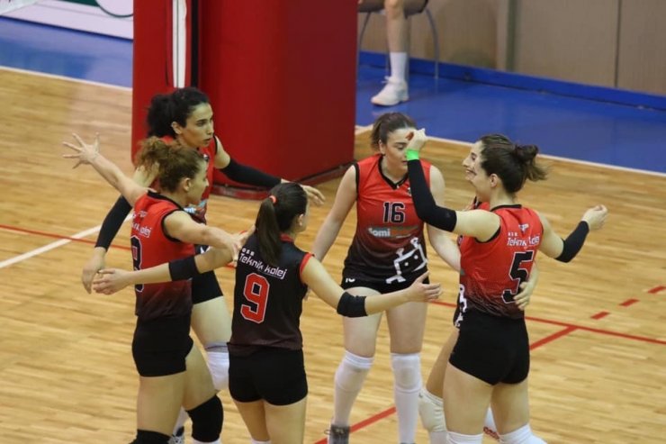 Kayseri OSB Teknik Koleji, finallere iyi başladı