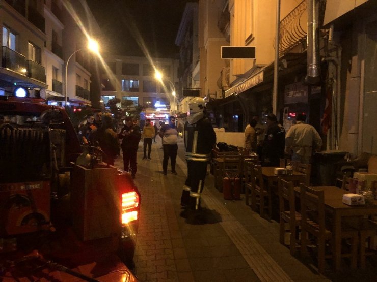 Dubalar itfaiye ve sağlık ekiplerine engel oldu