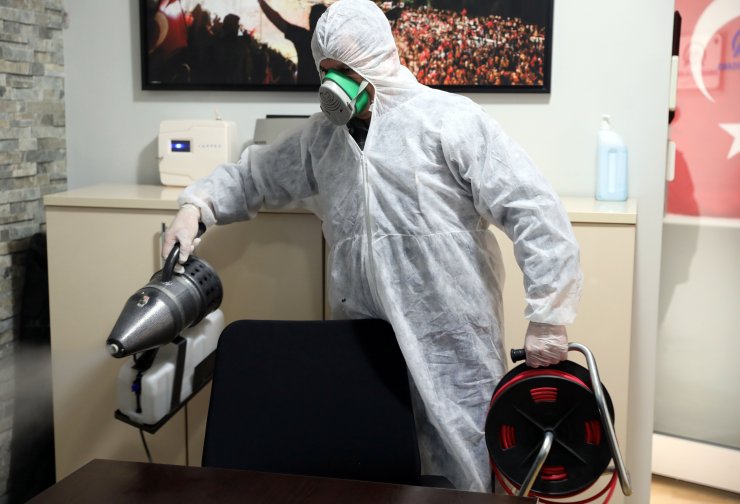 Edirne'de ilaçlama firmalarında "dezenfekte" mesaisi